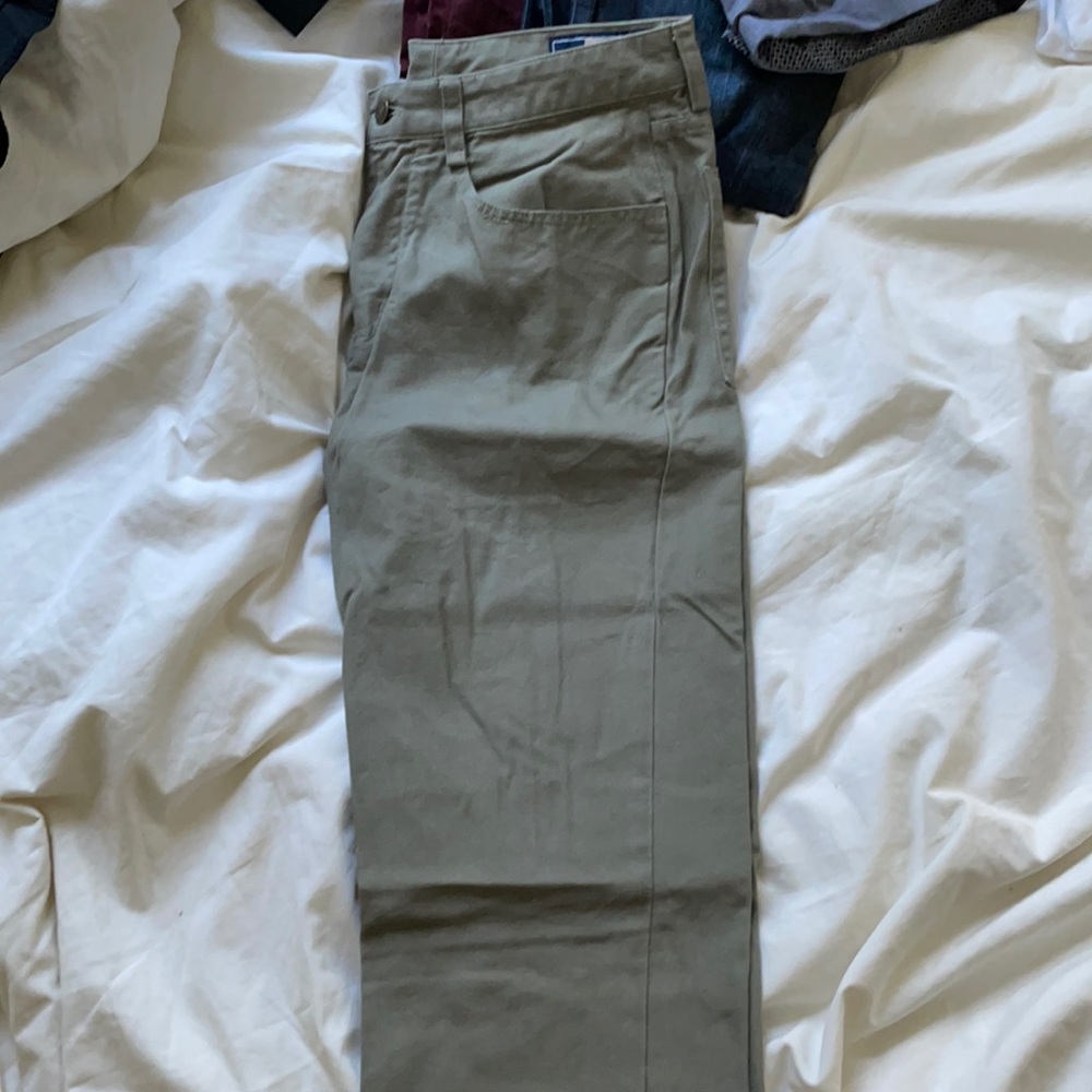 Vineyard vines cargo pants